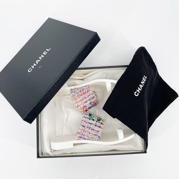 Chanel Cruise 2023 White Leather Multicolor Tweed CC Logo Slide Sandals EU 37 - Picture 10 of 11